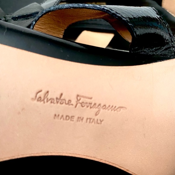 Ferragamo sandals - Picture 10 of 10